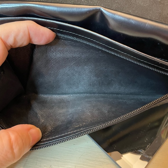 Gucci Black Leather Wallet - Picture 8 of 15